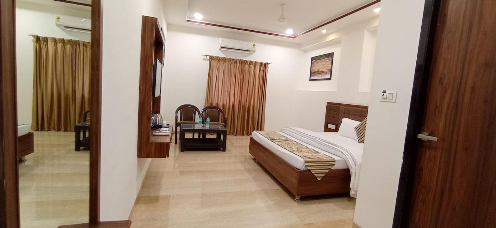 Sun Stone Hotel & Club - Jawai Sheoganj Exterior foto